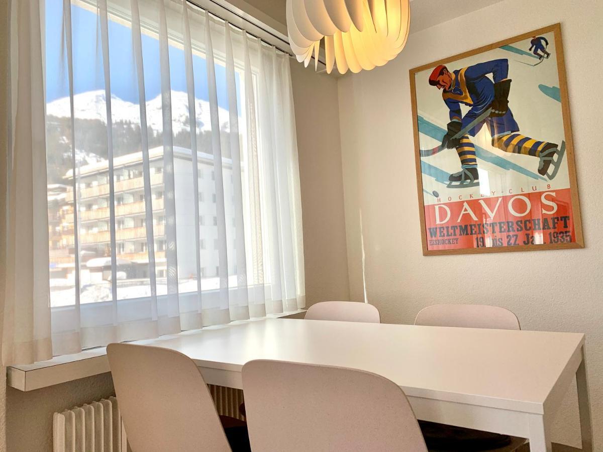 Fewo Bolgen: Central Jakobshorn Apartment with Ski Amenities Davos Exterior photo